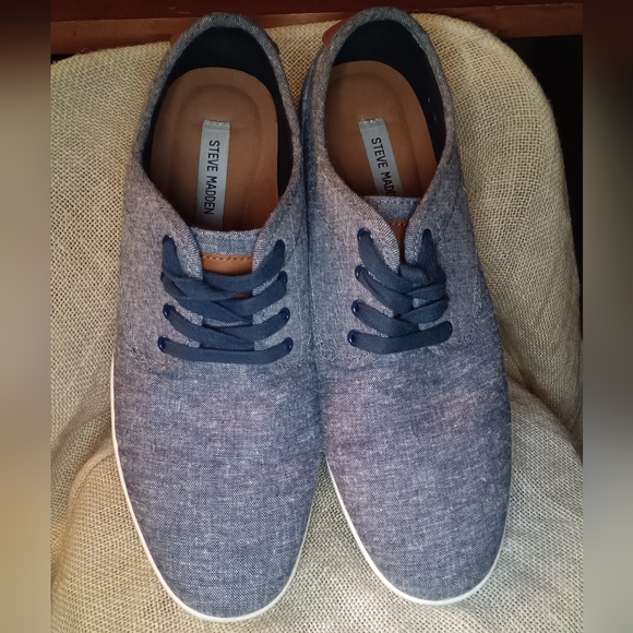 Steve Madden Casual loafer Tie Shoe - Picture 1 of 6